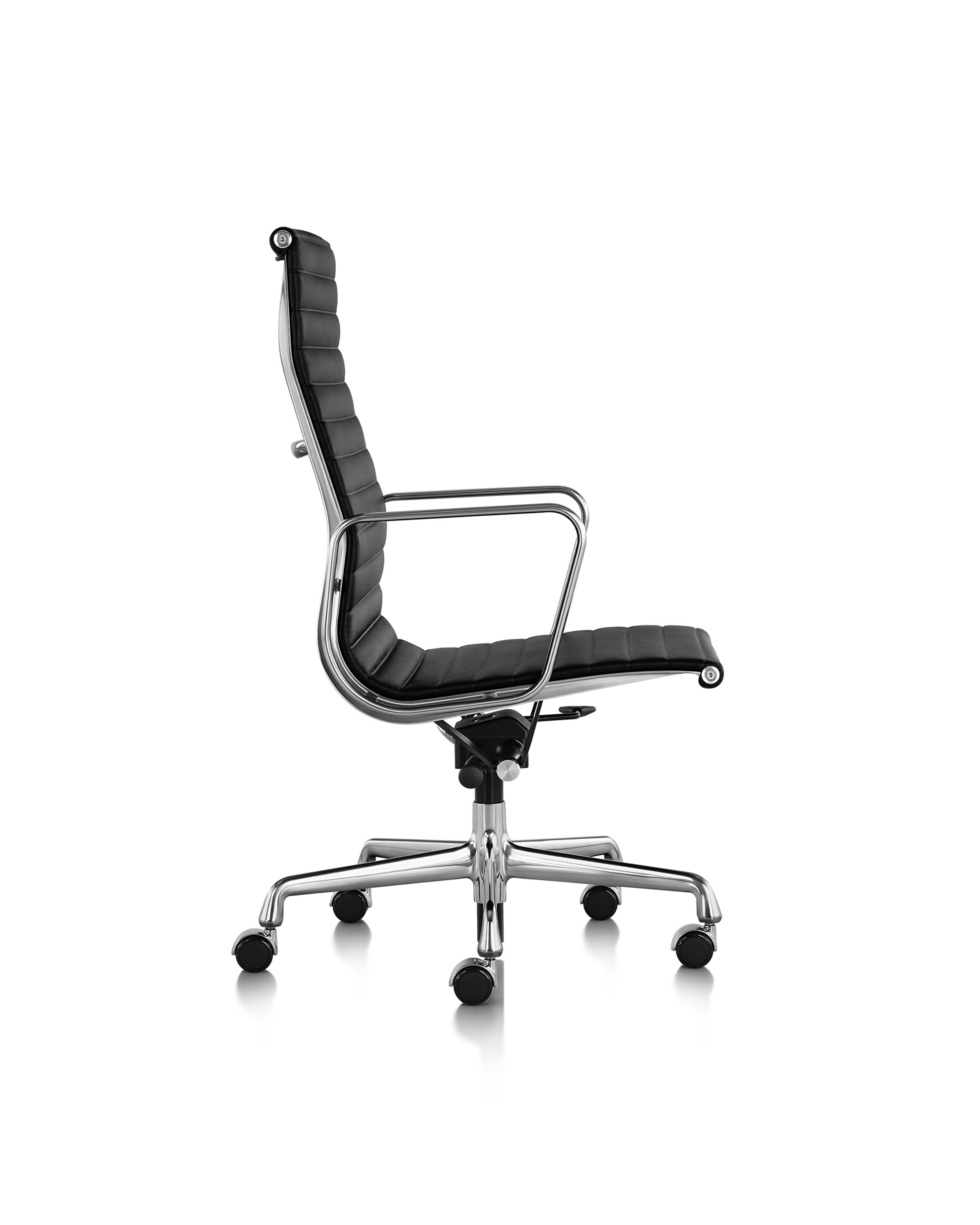 办公椅|现代真皮中班椅|办公家具|华体会体育官方在线官网家具|伊姆斯大班椅